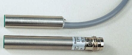 Baumer IFRM 06P17A3/S35L, индуктивный датчик приближения в резьбовом цилиндрическом корпусе, M8 PNP 30 В, 2 мм, 30 В пост. тока, 200 мА